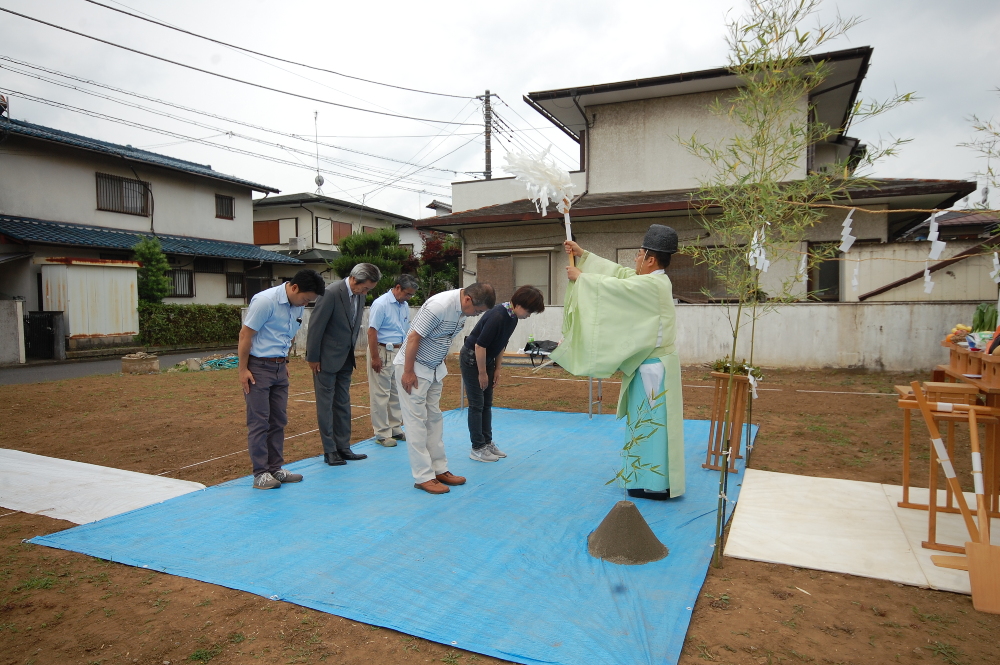 地鎮祭を執り行いました。 これからどうぞ宜しくお願い致します。