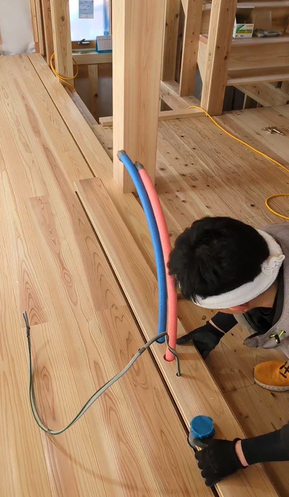 無垢床施工