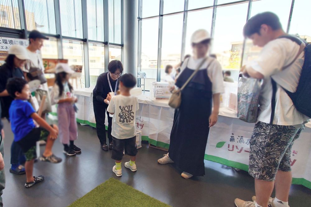 かんな体験、端材配布
