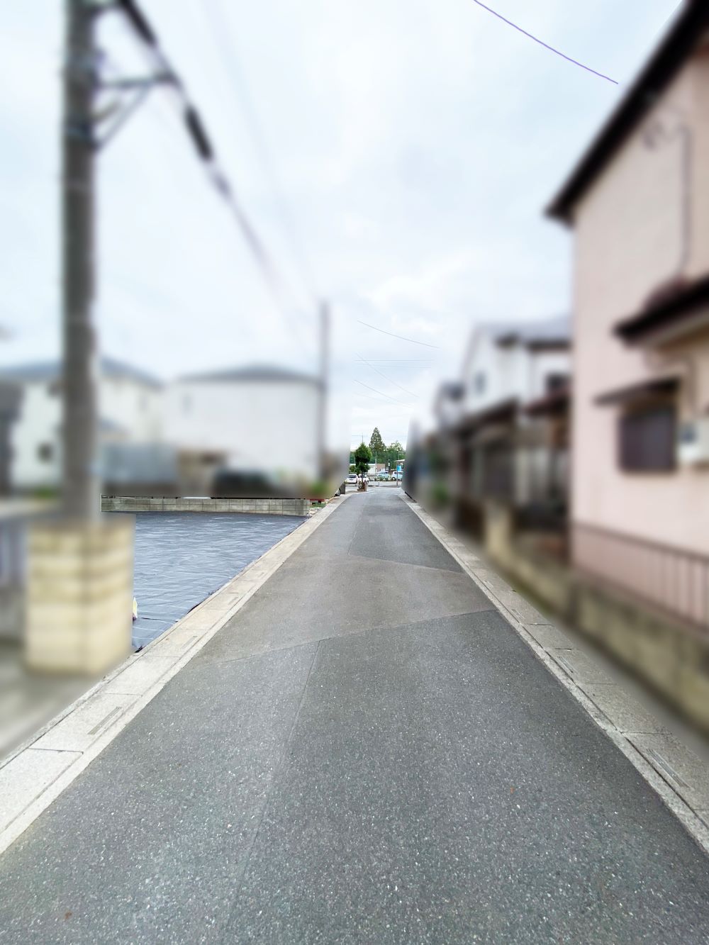 上尾土地現地写真、全面道路
