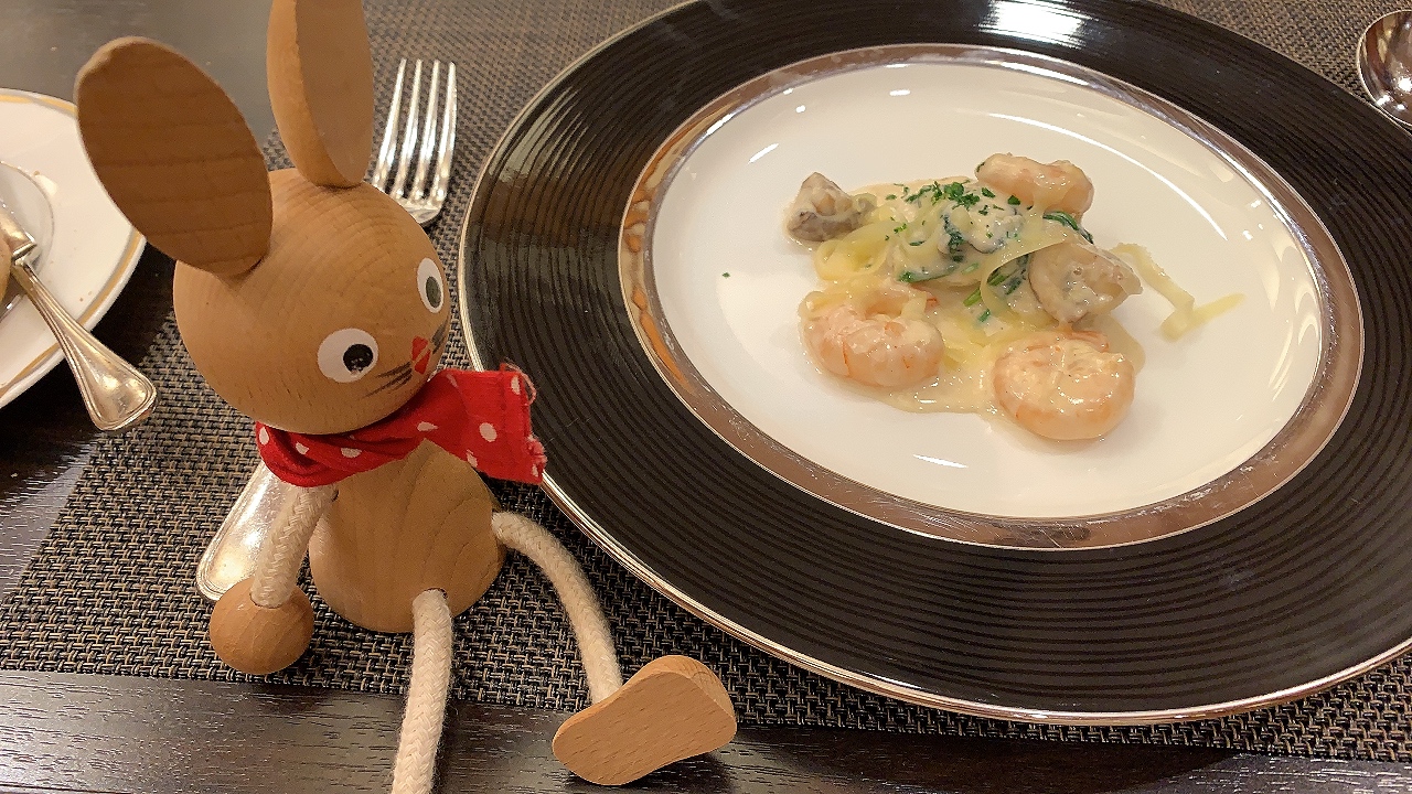 エビとブラウンマッシュルーム