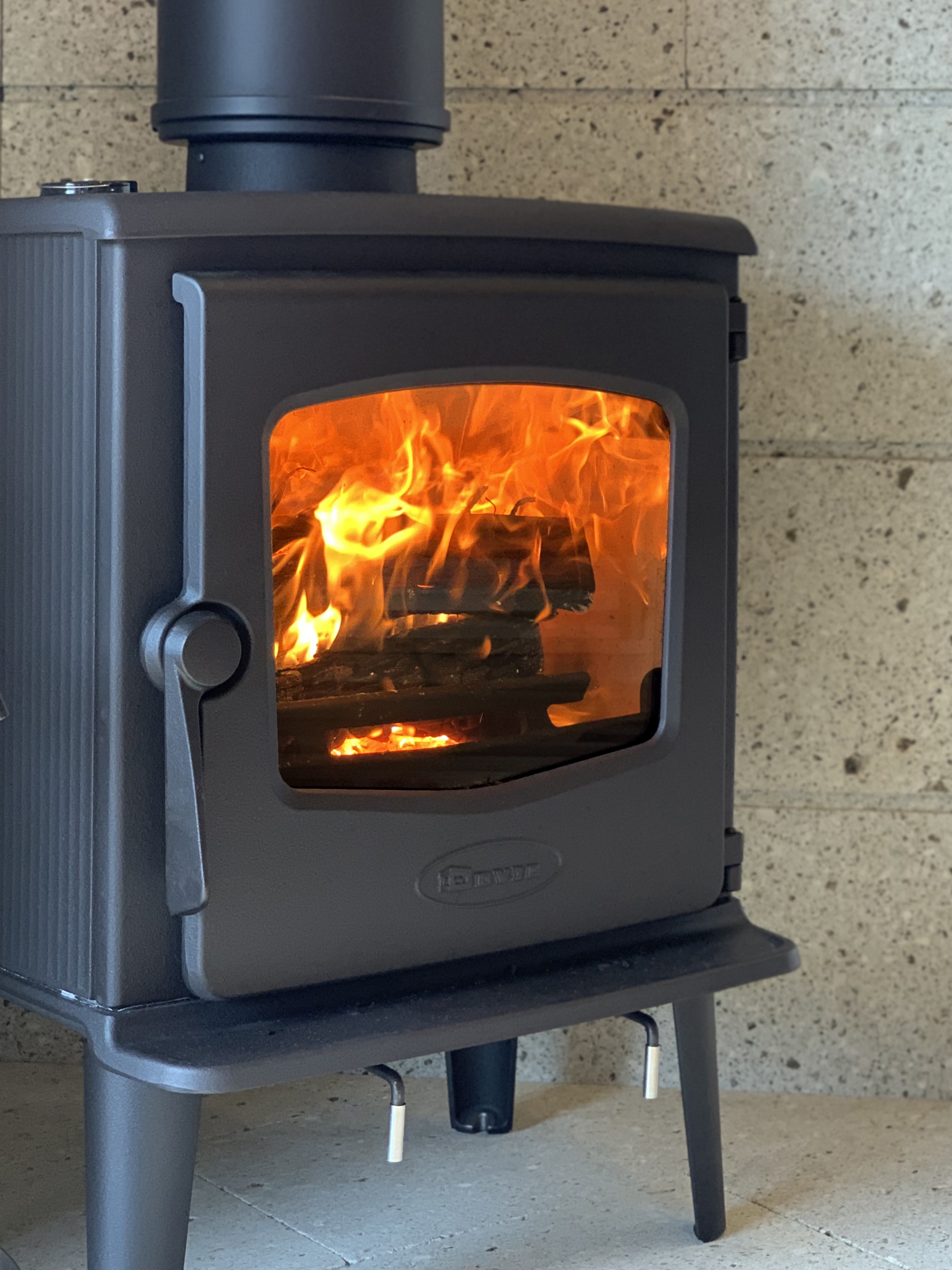 火のある暮らし、薪ストーブの楽しみ方 工務店リソーケンセツブログ