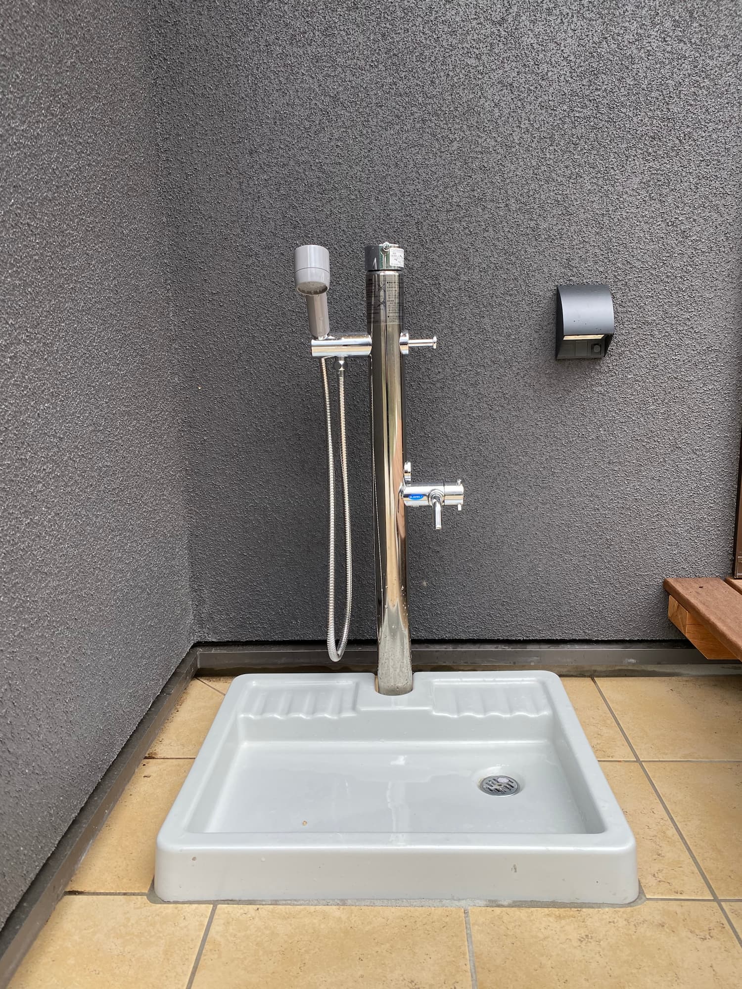 ワンちゃん専用外水洗