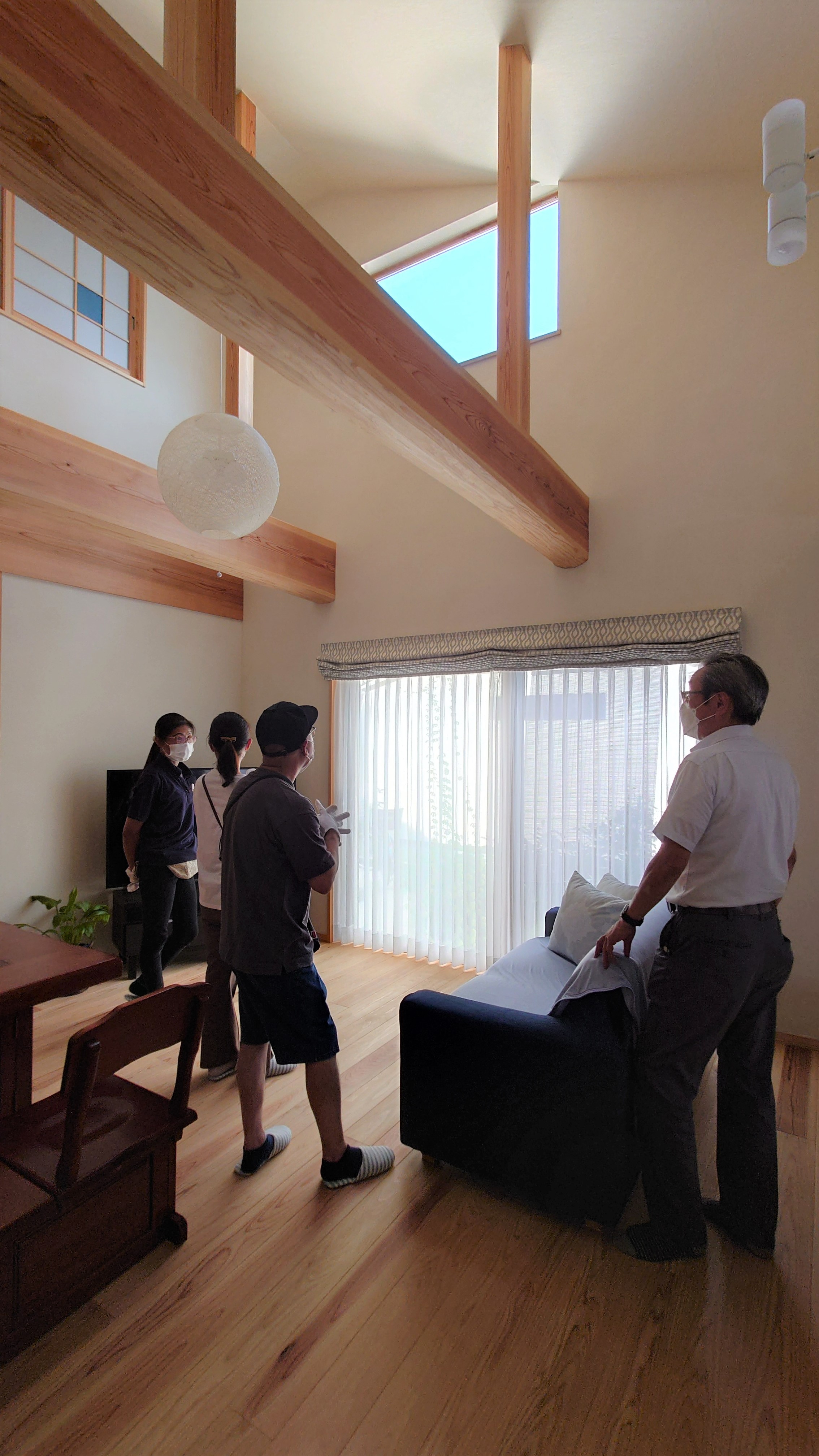 化粧梁の架かったLDK