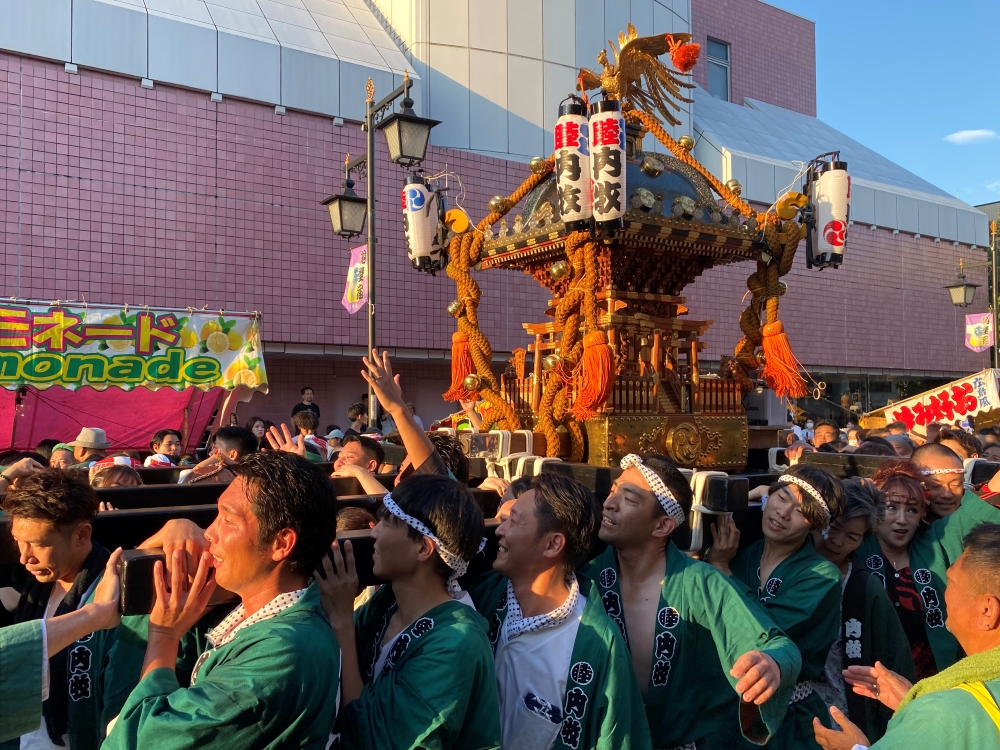 春日部市内牧地区の神輿