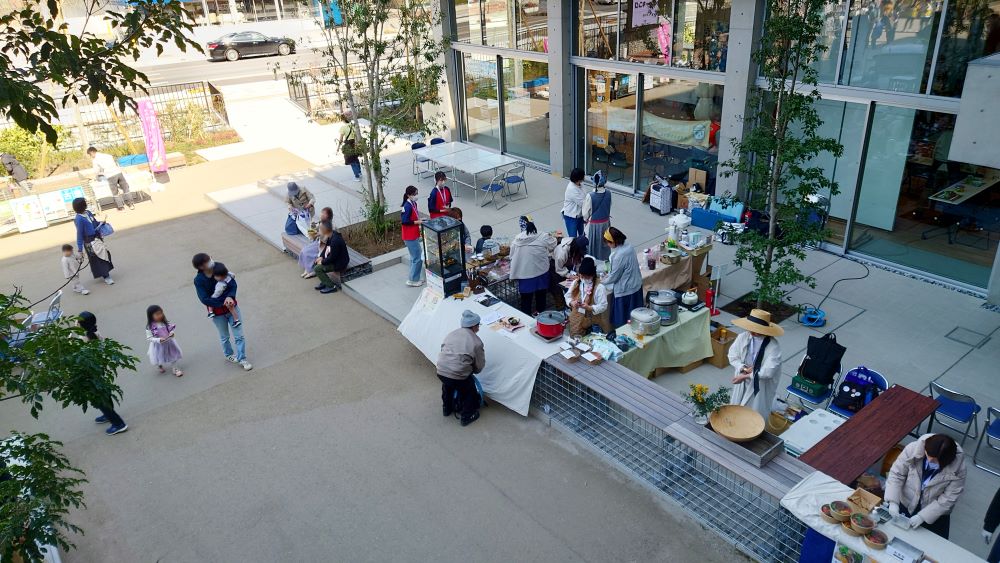 春日部市役所まちなかひろば