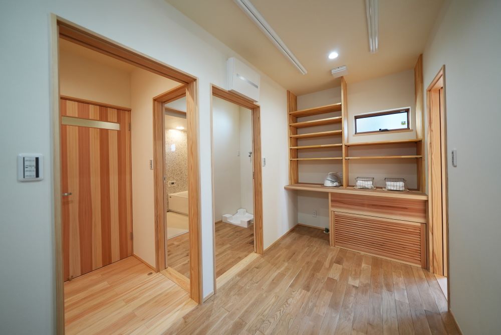 床下エアコンの目隠しルーバー