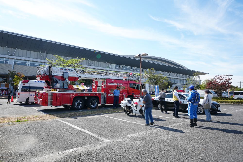 働く車展示コーナー